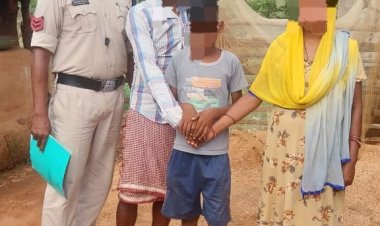  गुमशुदा व्यक्तियों को ढूंढने , छत्तीसगढ़ पुलिस ने दिनांक 01.06.25 से 30.06.25 तक किया है, ऑपरेशन तालाश का आगाज  इस अभियान के तहत जशपुर पुलिस ने तीन दिनों में सात गुमशुदा व्यक्तियों को ढूंढ किया परिजनों के सुपुर्द   पुलिस ने थाना पत्थलगांव क्षेत्रांतर्गत 02 महिलाओं, व 1 पुरुष, थाना कुनकुरी क्षेत्रांतर्गत 01 व थाना बगीचा क्षेत्रांतर्गत 02 महिलाओं, 01पुरुष इस प्रकार कुल 05महिलाओं व दो पुरुष सहित कुल 07 लोगों को किया दस्तयाब