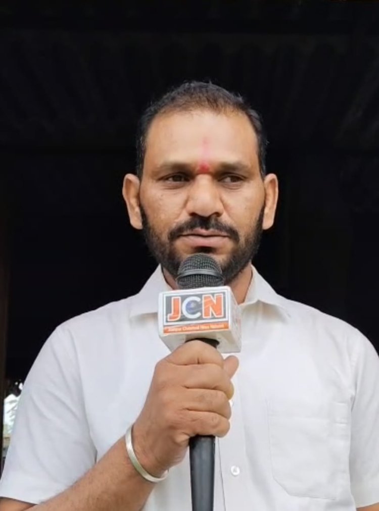 एक वर्ष से बकाया थी मजदूरी , मीडिया के दखल के बाद आनन - फानन में विभाग ने करा दिया भुगतान, मनरेगा की कार्यप्रणाली पर भुगतान के बाद उठे और गंभीर सवाल.... ,क्‍या एक गलती छिपाने के लिए कर दी दूसरी गलती ?