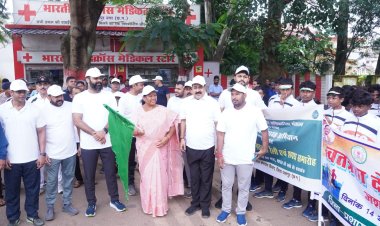 स्वतंत्रता दौड़ 2025     देशप्रेम के साथ यातायात जागरूकता और नशामुक्त भारत अभियान का दिया गया प्रभावी संदेश   