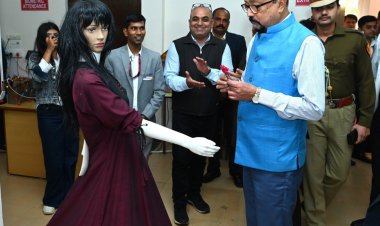 नवाचार केवल प्रयोगशालाओं और कक्षाओं तक सीमित नहीं रहना चाहिए, इसे समाज से जोडऩा होगा - डेका