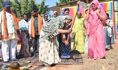 मंत्री राजवाड़े ने दो सड़क निर्माण कार्यों का किया भूमिपूजन