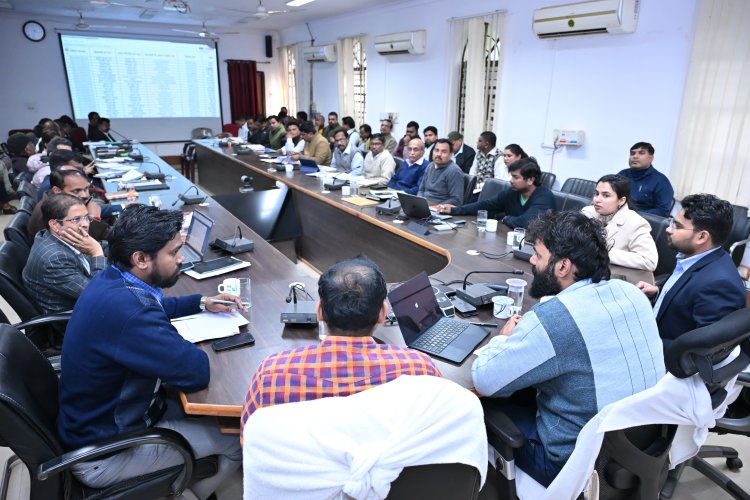 भूमिहीन कृषकों को दीनदयाल उपाध्याय भूमिहीन कृषि मजदूर कल्याण योजना का दें लाभ- कलेक्ट