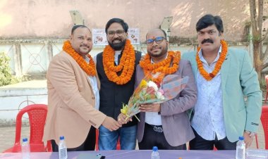 रघु बेहरा ॐ स्टूडियो बने फोटोग्राफर संघ के नए अध्यक्ष