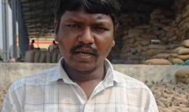 किसान राजकमल ने अपने घर के नजदीक धान खरीदी केंद्र में बेचा अपना धान