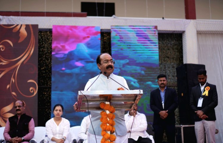 विद्यालय भवन केवल ईंट-गारे का ढांचा नहीं, बच्चों के भविष्य की नींव : अरुण साव