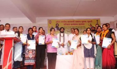 फिजूलखर्ची को छोड़कर बाबा गुरु घासीदास के बताये सादगी विवाह को गर्व के साथ अपनाने की जरूरत : गुरु खुशवंत साहेब