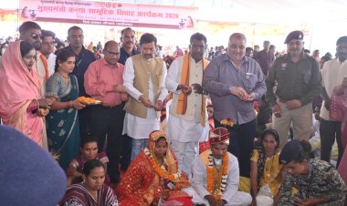 4 आत्मसमर्पित नक्सली बंधे विवाह बंधन में, मुख्यधारा में लौटकर सराहा राज्य सरकार की योजना