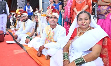 बौद्ध परंपराओं के साथ छह नवदंपत्तियों ने लिया जीवनभर साथ निभाने का संकल्प