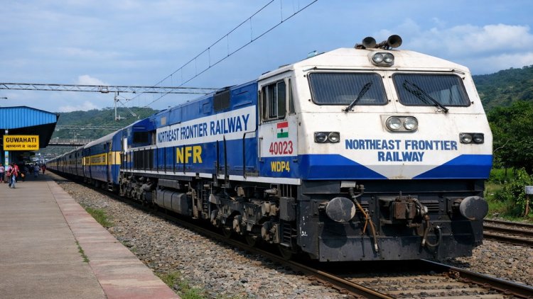 होली पर यात्रियों को बड़ी सौगात: पूर्वोत्तर सीमांत रेलवे चलाएगा चार जोड़ी विशेष ट्रेनें